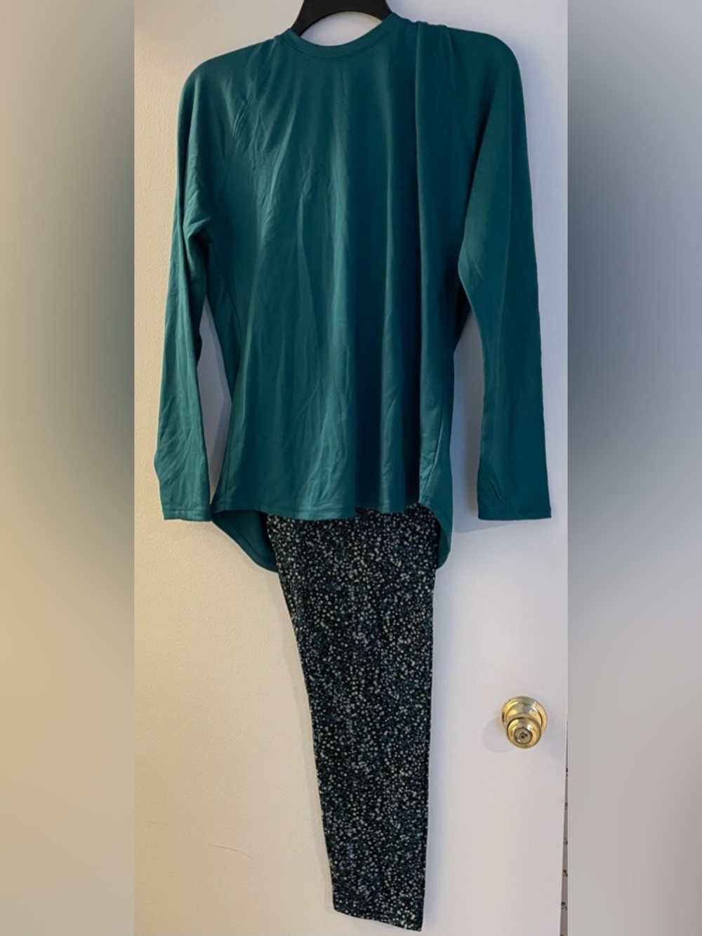 Women's Teal Two-Piece Pajama Set with Speckled Print